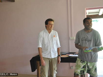 Ouverture de la réunion par l'échange des coutumes